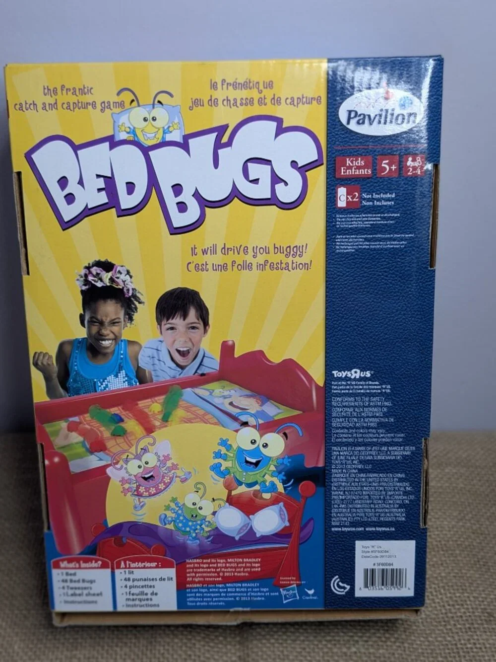 2013 Bed Bugs game By Pavilion Complete Works Toys R Us Edition 4 Players Hasbro